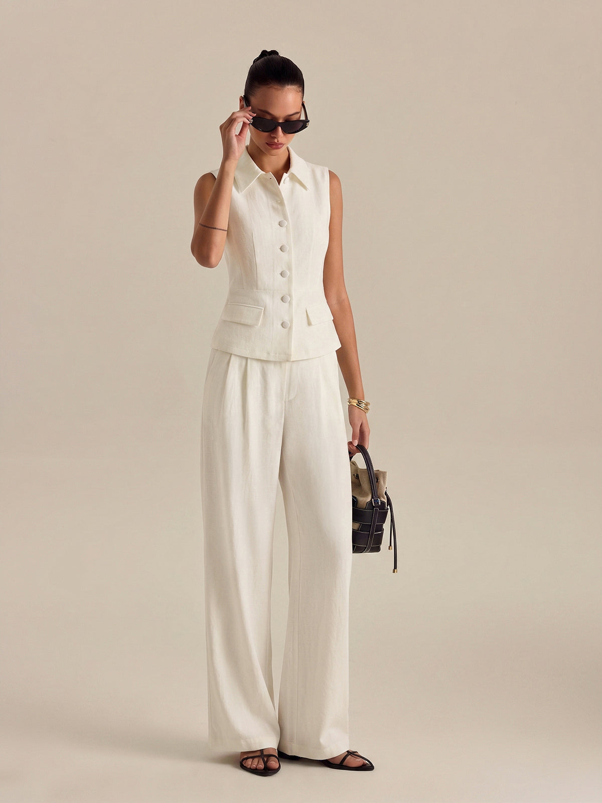 White / XL